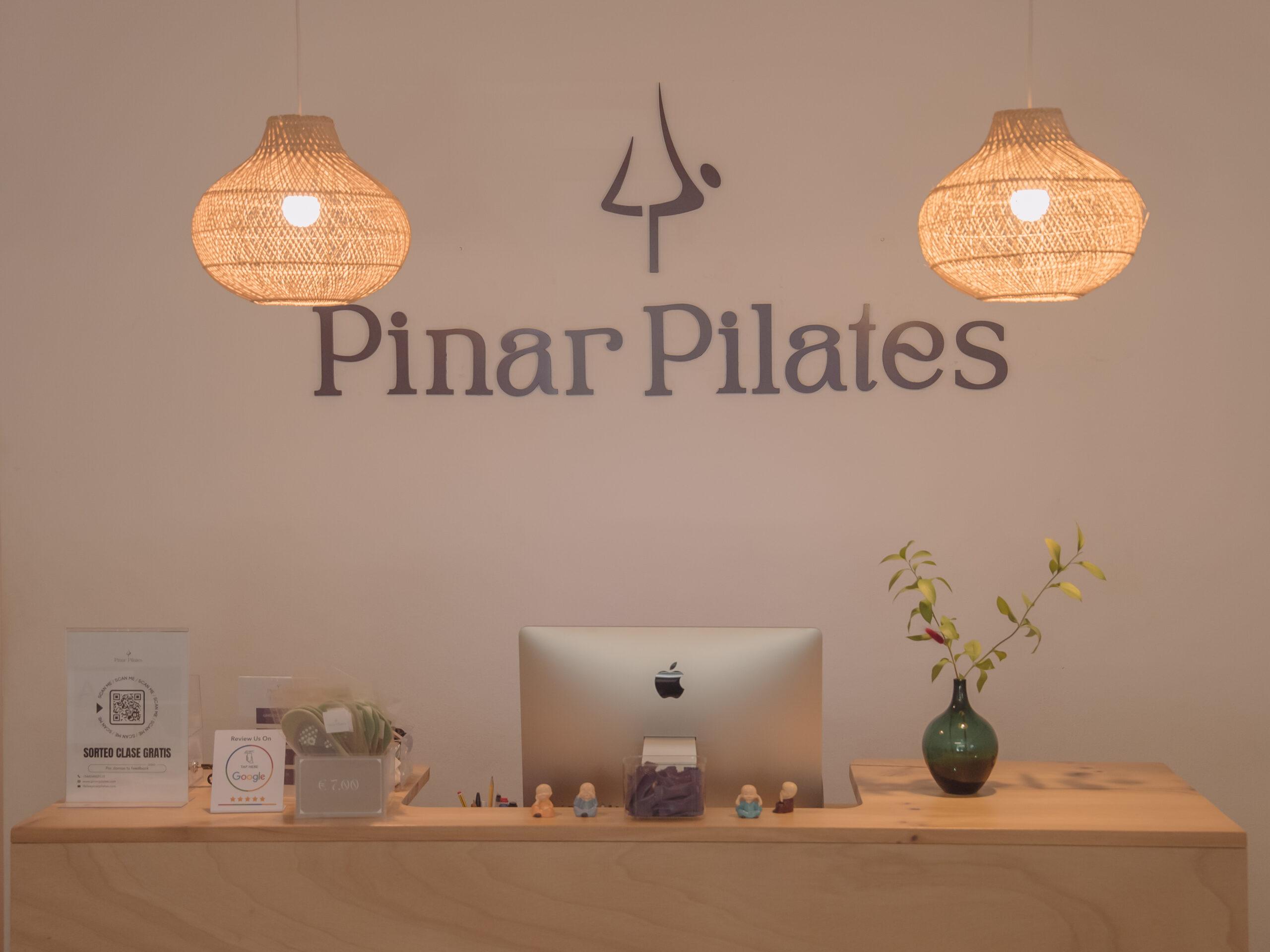 Clase de Pilates Reformer en grupo reducido en Pinar Pilates Madrid